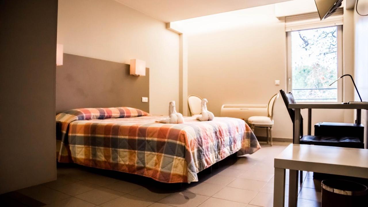 Hotel Du Canal Castelnaudary Pokoj fotografie